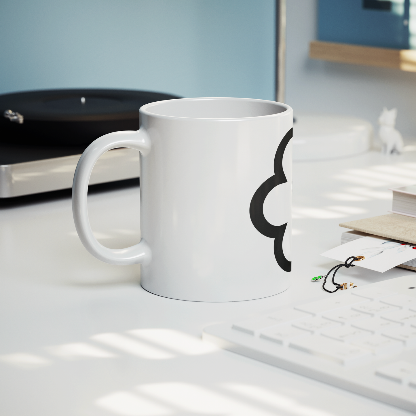Taza_-_Catalinas_Ilustradas_Lifestyle_Record_Player_Mockup.png