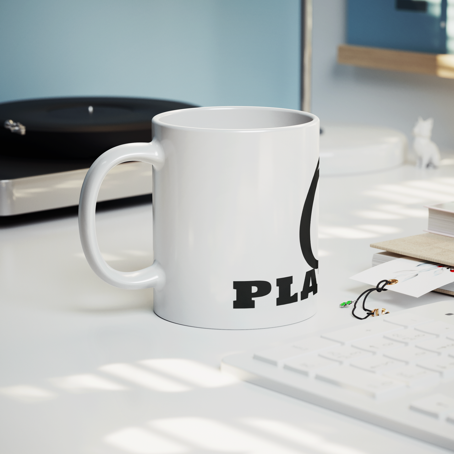 Taza_-_Cine_Platabanda_Lifestyle_Record_Player_Mockup.png
